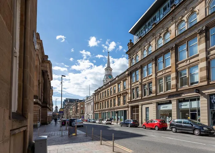 Merchant Apartment *