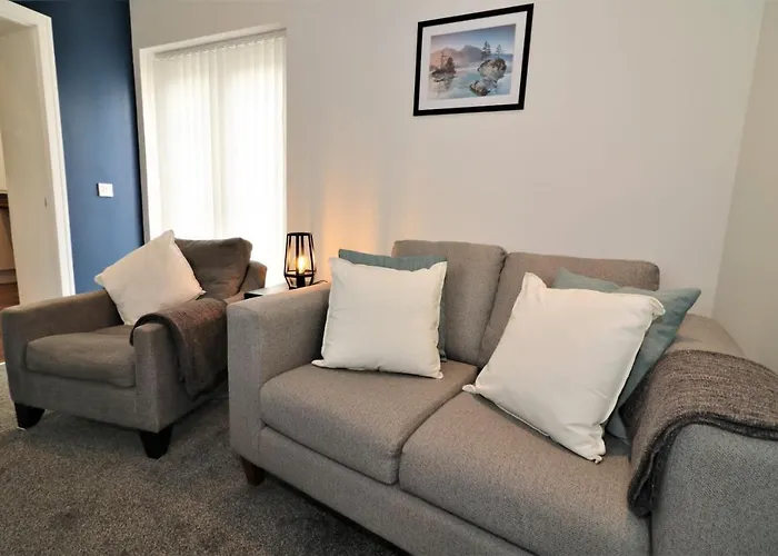 Signature - Railway Apartment *