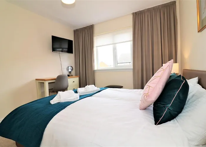 Signature - Morrison House Apartment