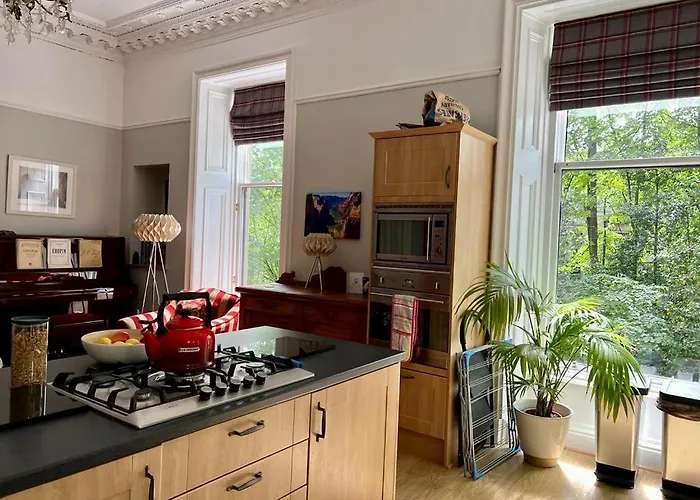 Privatunterkunft Beautiful Double In Idyllic West End Townhouse