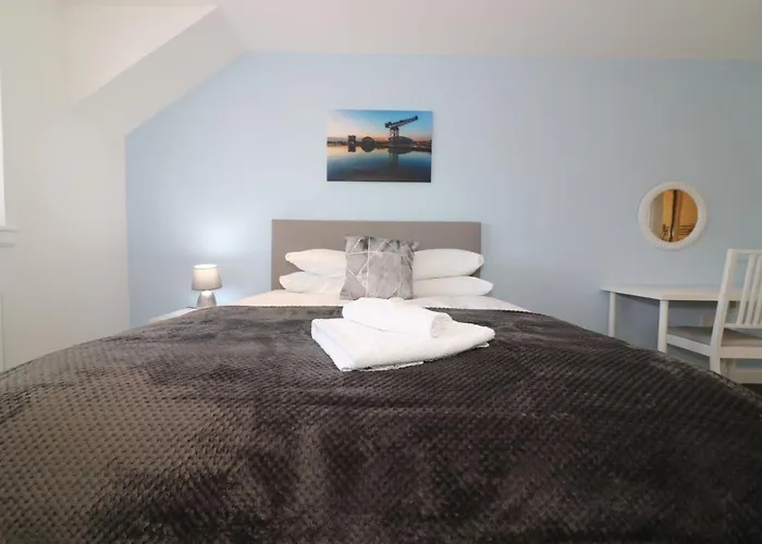 Signature - Railway House 5 Bed Διαμέρισμα