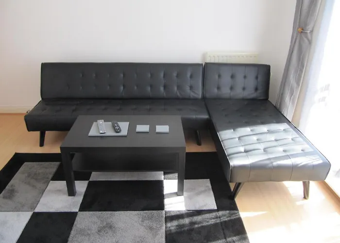 Cozy Off Road 2 Bedroom With Free Wi-fi And Private Parking Appartamento Glasgow