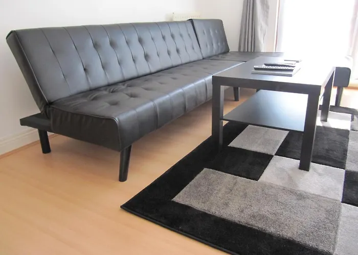 Apartament Cozy Off Road 2 Bedroom With Free Wi-fi And Private Parking *