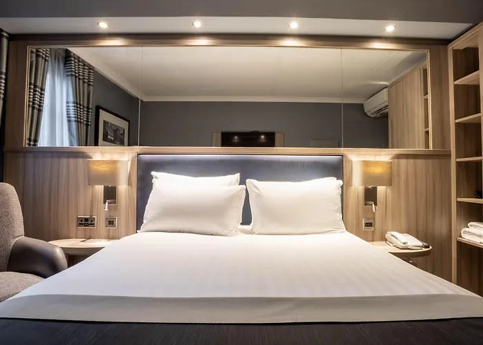 - - Ctr Theatreland By Ihg מלון