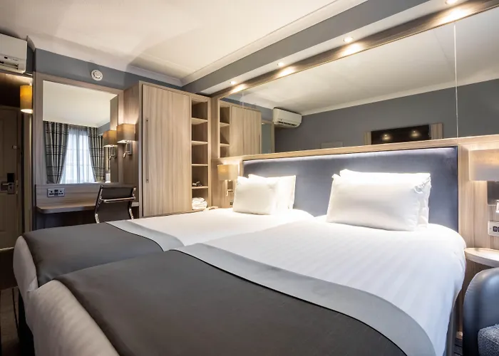 - - Ctr Theatreland By Ihg Hotel 4*