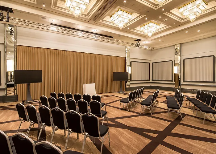 Szálloda Crowne Plaza By Ihg 4*