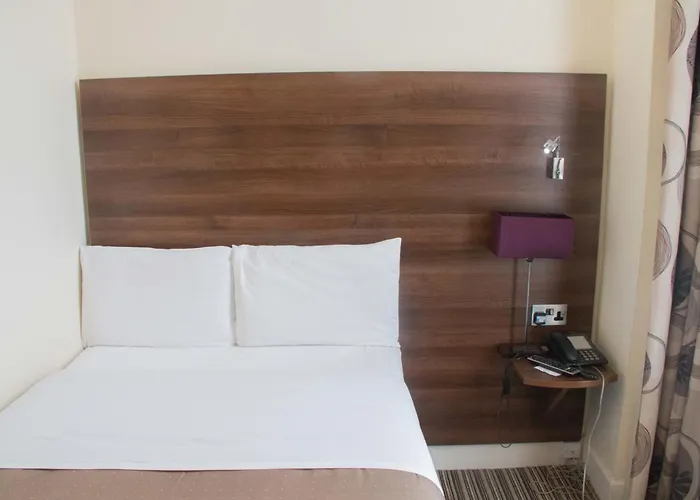 Rennie Mackintosh - Station Hotell