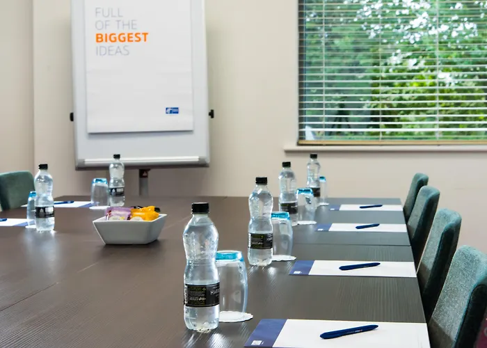 Отель Express Greenock, An Ihg