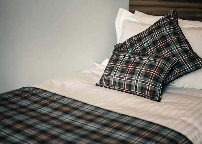 Hotel Royal West End 3*