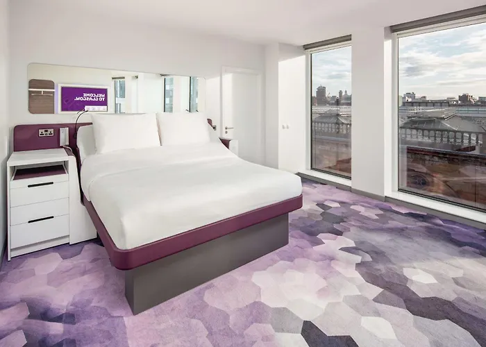 Yotel 4*