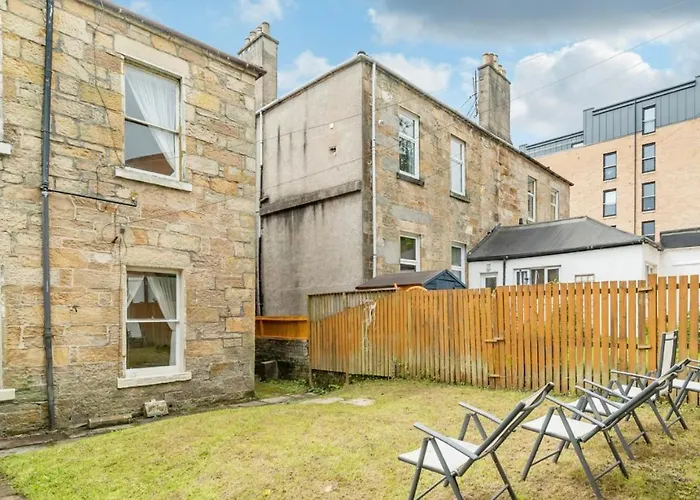 Newhall アパート *