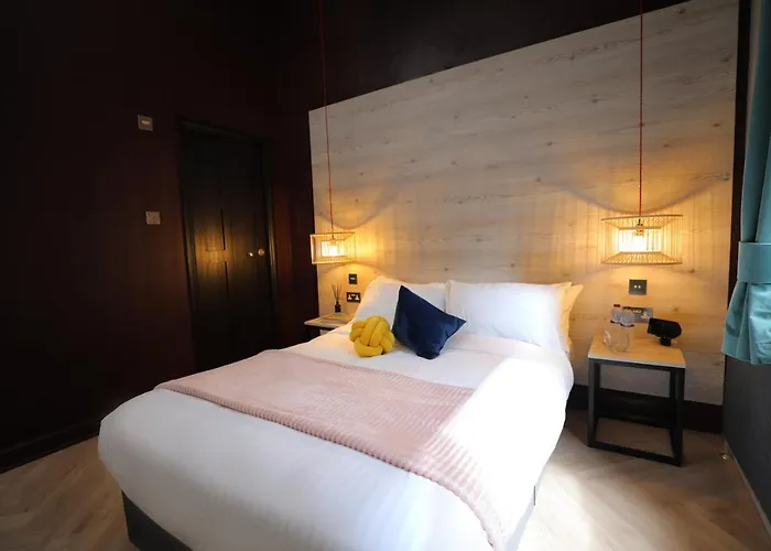 Revolver Γλασκώβη