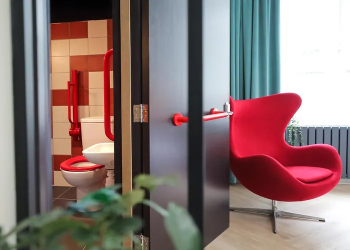 Hotel Revolver Glasgow