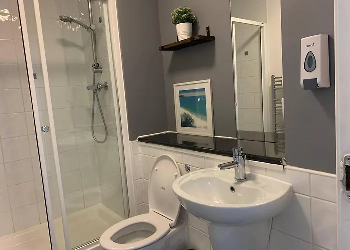 公寓 Modern 2 Bedroom Flat With Free Parking In Cambuslang, *