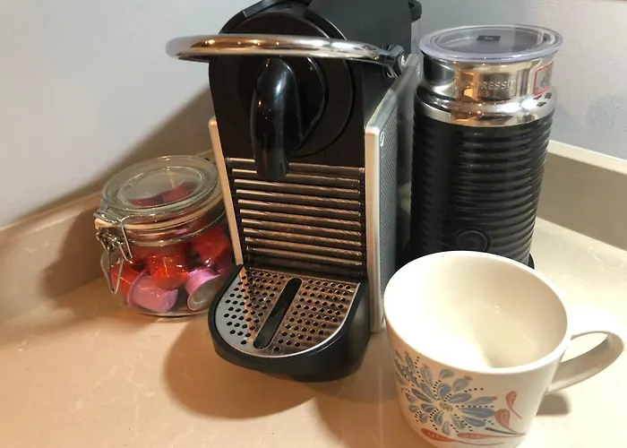 Stylish 2 Bedroom In Park Circus, West End דירה *