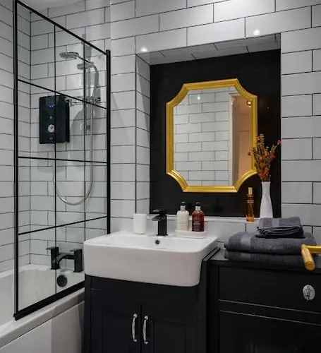 The Escape - 5* In The Heart Of Glasgow! Apartment