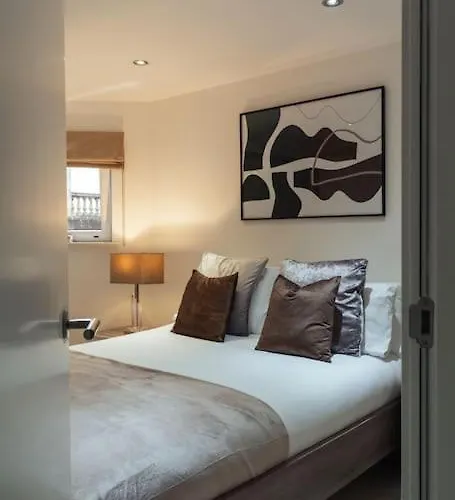 The Penthouse - Luxury Like No Other Glasgow