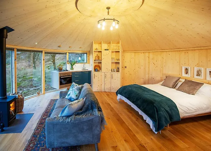 Craigmaddie Muir Roundhouse With Hot Tub Romantic, Luxury, Rural For 2 Near Milngavie Διαμέρισμα