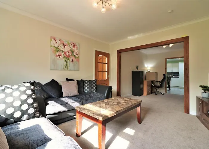 Signature - Dumbreck House Apartment Glasgow