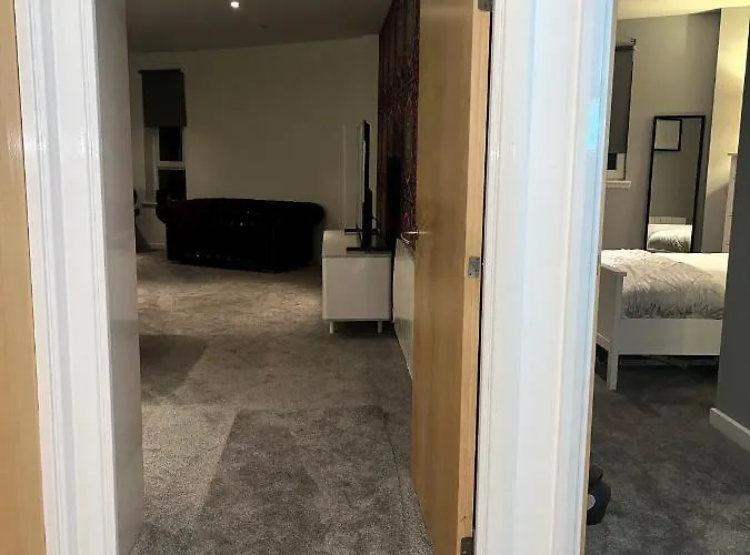 Glas Go Executive 2-bedroom Near Ovo Hydro Free Parking Apartman Glasgow