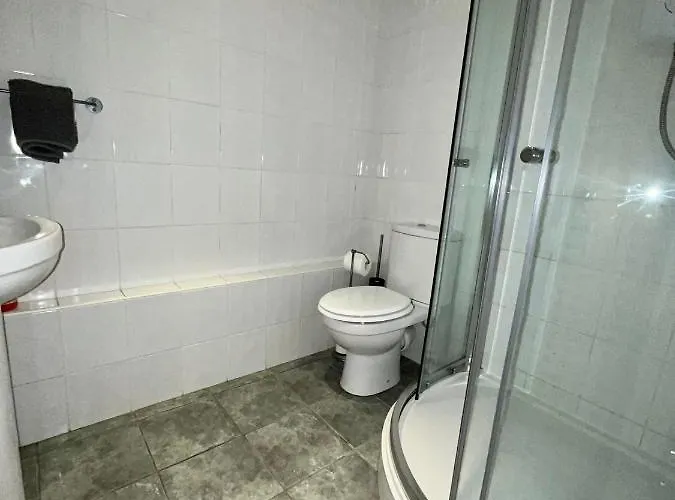 Apartman Glas Go Executive 2-bedroom Near Ovo Hydro Free Parking *