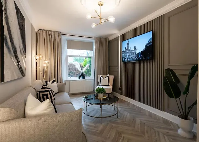 The Wilton - Your Private 5* Escape!