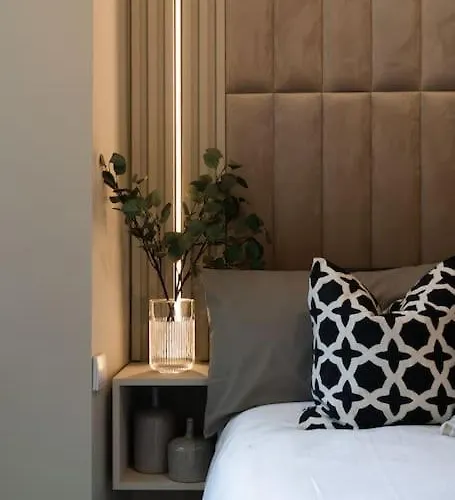 The Wilton - Your Private 5* Escape! Appartamento Glasgow