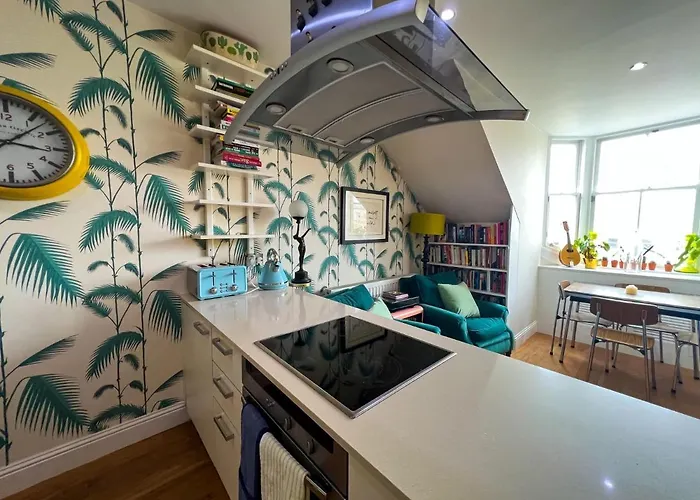 3-bed Bonny Flat - West End Centre Appartamento