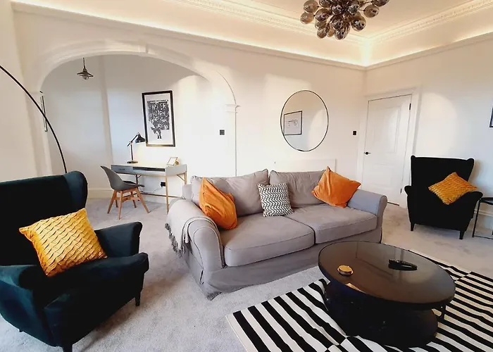 Hotel 69 St Georges Mansions *