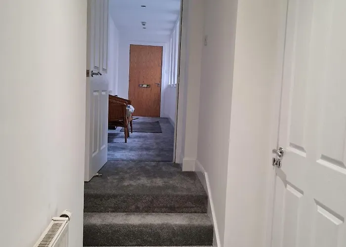 Regent - City Centre Apartment *