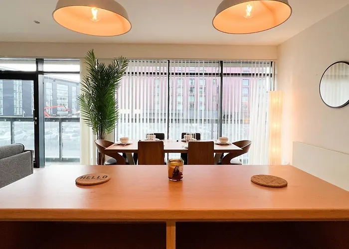 Lovely Two Bed In Finnieston * グラスゴー