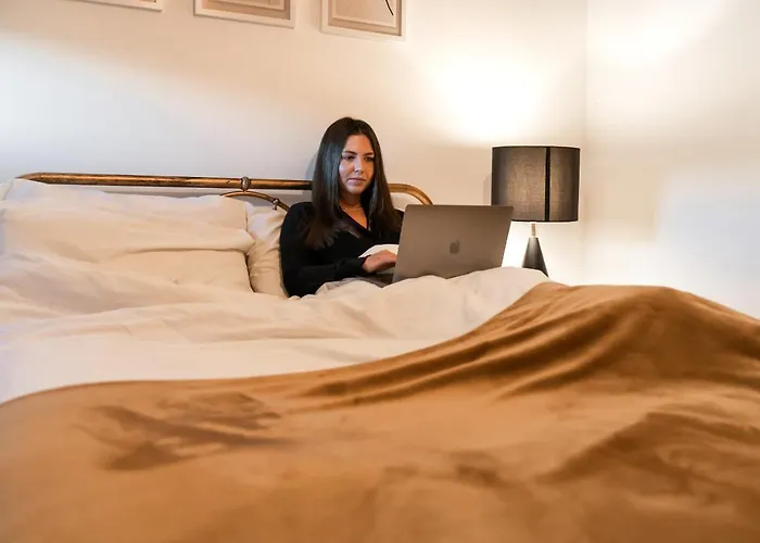 West End Escape - Prime Location شقة *