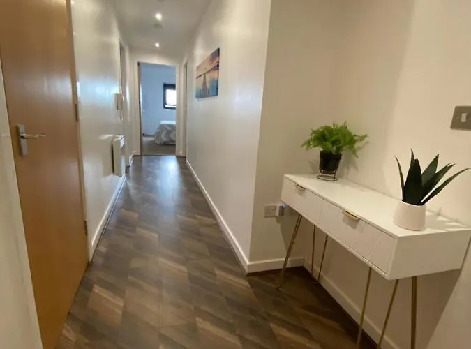 Modern 2-bed In Secc/hydro Апартаменты *