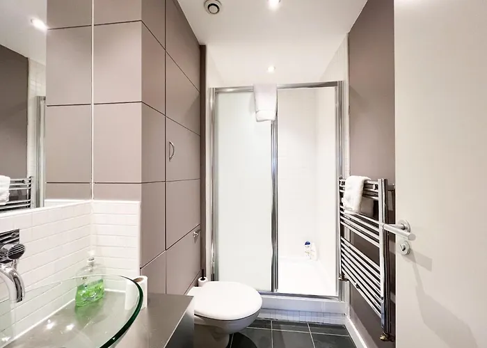 Lovely Two Bed In Finnieston * グラスゴー