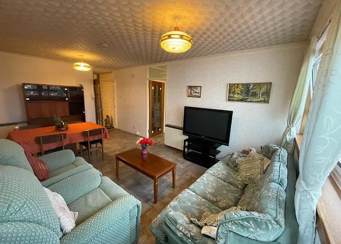 Appartamento West End Hidden Gem - Modern 2-bedroom With Residents Patio Glasgow