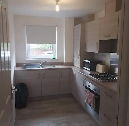 City, Celtic Park & Emirates Stadium Apartment, For Families Or Age Over 23 Διαμέρισμα Γλασκώβη