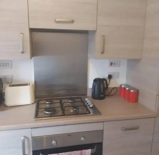Appartement City, Celtic Park & Emirates Stadium Apartment, For Families Or Age Over 23