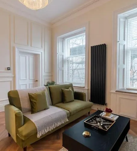 Apartment The Devonshire - Your 5 Star West End Stay!