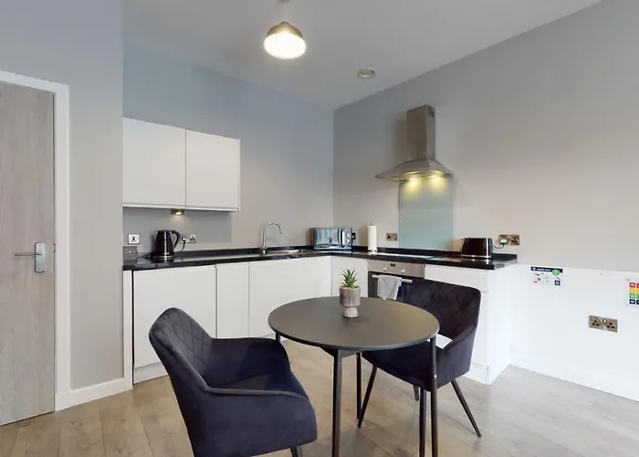 Glassford Apartman *