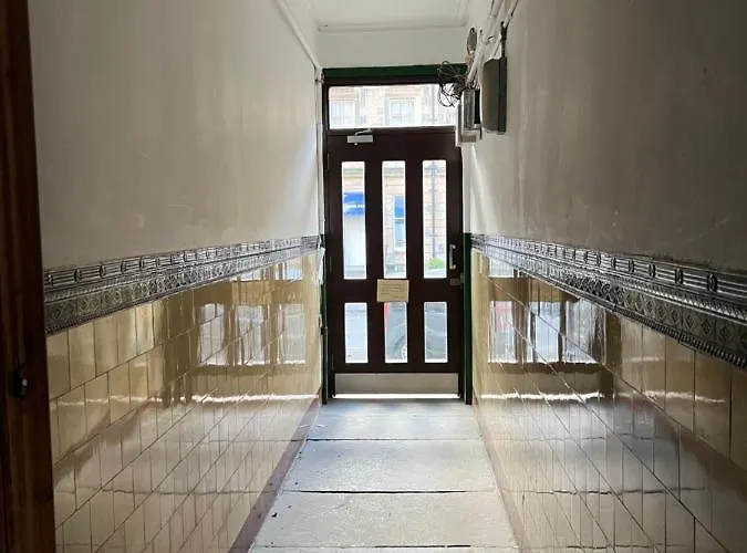 Sauchiehall Street West End *