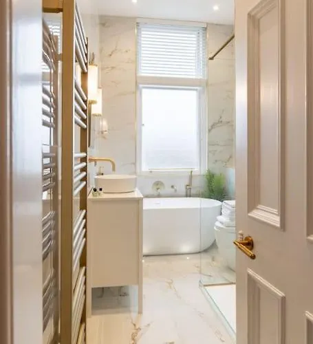 The Devonshire - Your 5 Star West End Stay! Appartement