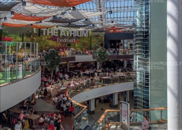 Designer Penthouse With Riverviews - G1 Centre, 3 Bedrooms, 2 Bathrooms, 1 Living / Kitchen. Full Floor, Wrap Around Terrace, Panoramic Views, Off Station / Buchanan Street Apartament