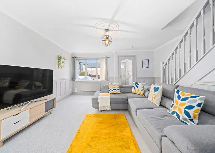 I'm Your Host - Bridgeton House *