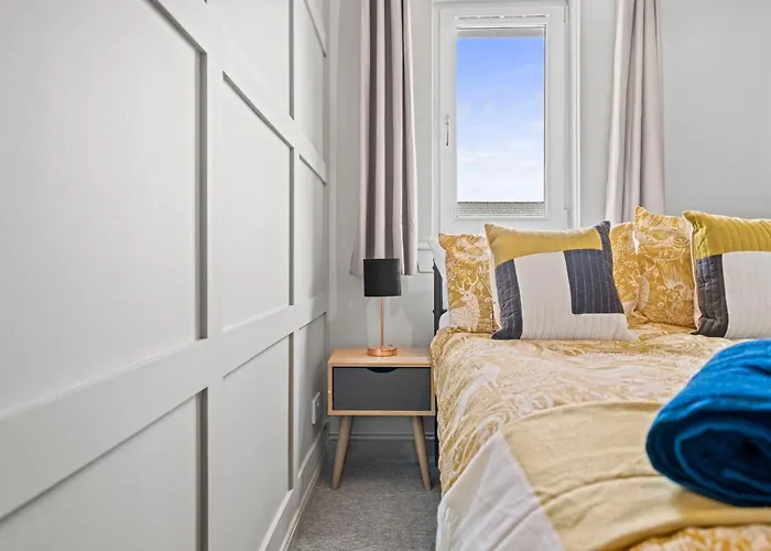 I'm Your Host - Bridgeton House