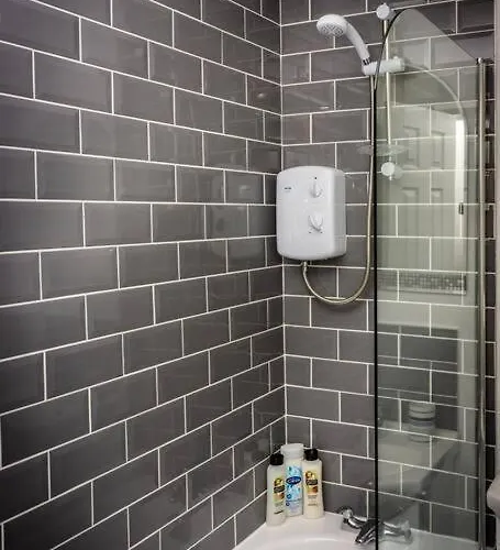 Modern Bright In South Apartman *