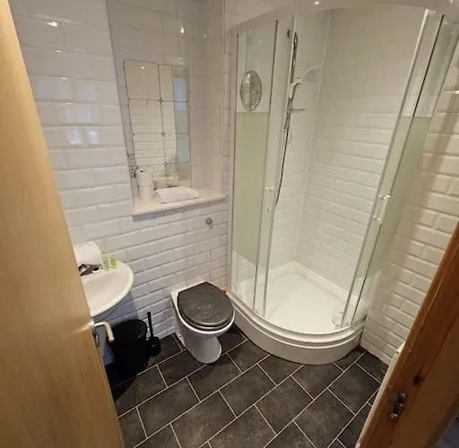 65 Renfield St 2 Bed Διαμέρισμα