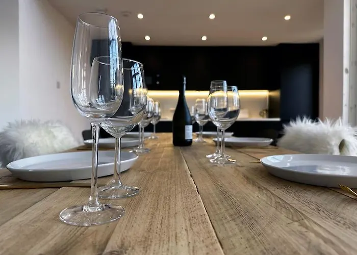 Διαμέρισμα 3 Bedroom/3 Bathroom Large Flat Near Ovo Hydro Γλασκώβη