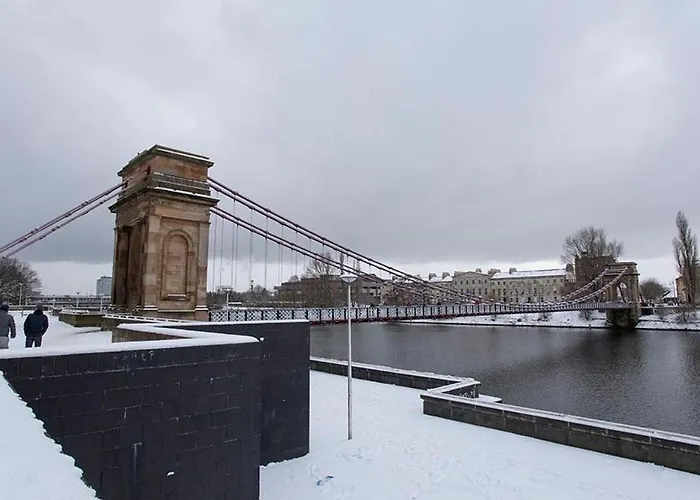 Modern Living At Riverside In The Heart Of غلاسغو