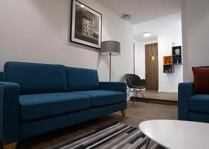 Modern Living At Riverside In The Heart Of Appartement