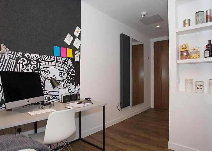 Appartement Modern Living At Riverside In The Heart Of